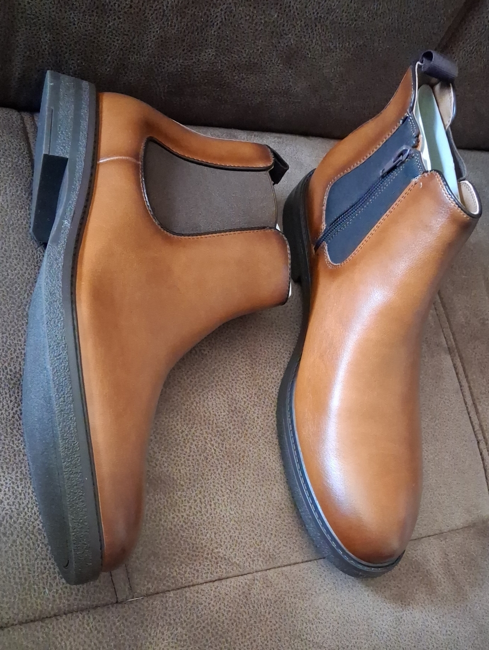 Madden NYC Men's Ettan Chelsea Boots Cognac Size 12